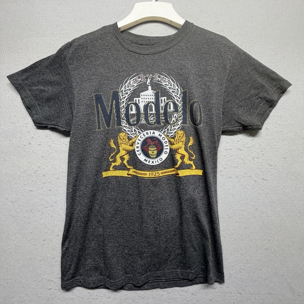 Modelo Cerveza Beer Graphic T-Shirt Gray Crew Neck Short Sleeve Women's Small‎